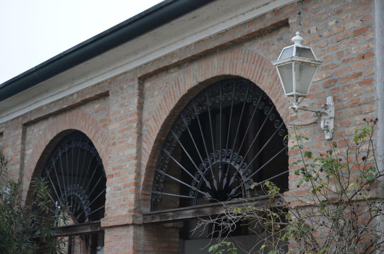 Agriturismo Cipolli E Podo Corte Carlini Mantua Exterior foto
